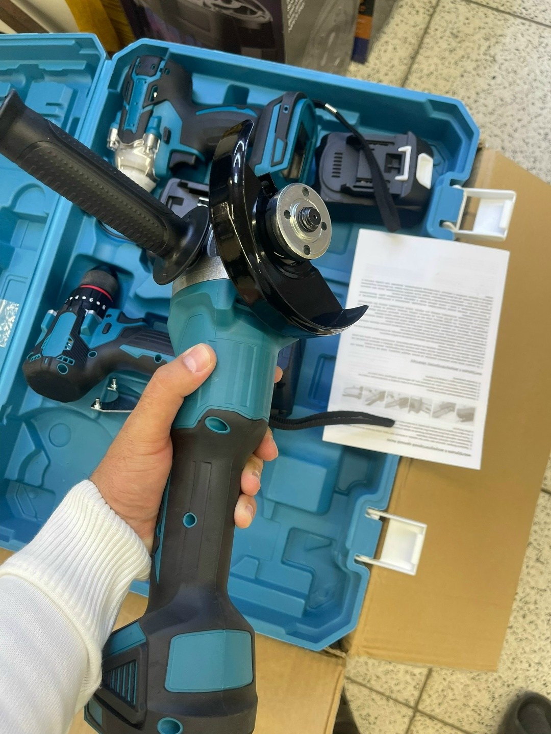 набор аккумуляторного инструмента makita,набор 4в1 аккумуляторных инструментов makita /кейс,набор инструментов макита,набор аккумуляторного инструмента макита,макита набор