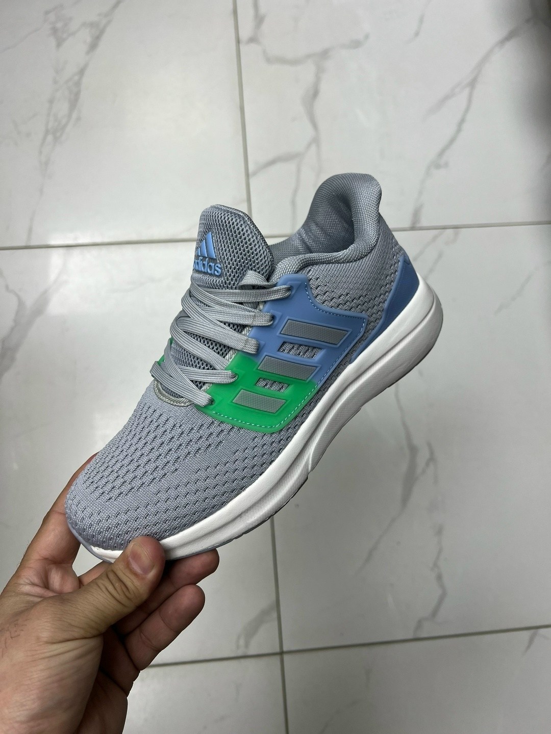 кроссовки adidas,кроссовки женские adidas,кроссовки женские дышащие адидас,кроссовки,