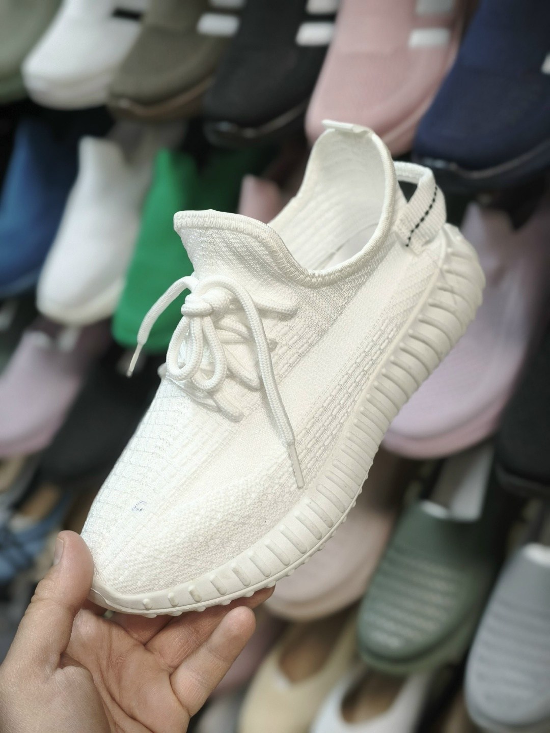 adidas yeezy boost,adidas yeezy boost 350,adidas yeezy boost 350 v2 sand taupe,yeezy boost,adidas yeezy boost 350 v 2