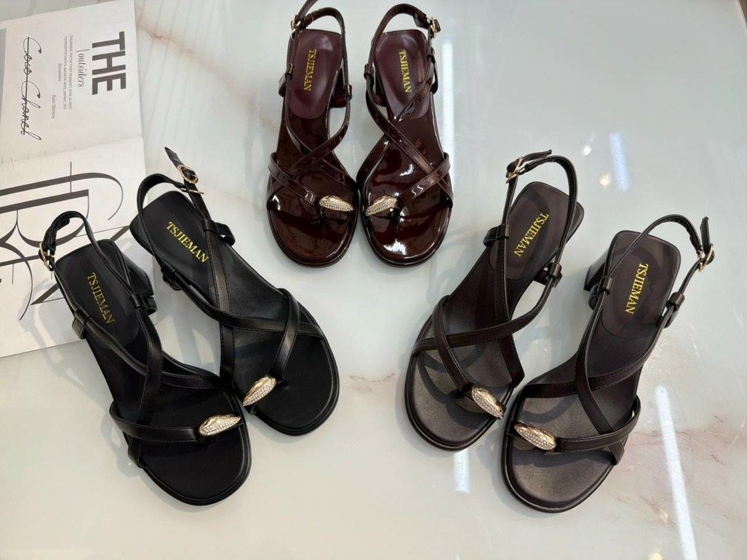 женские босоножки,женские сандалии,,модные босоножки,сандалии