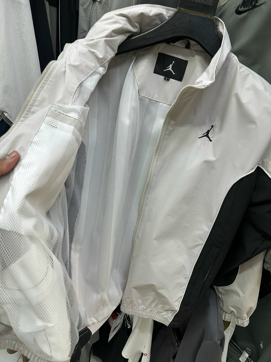 ветровка джордан рефлектив,легкая куртка,nike air jordan,куртка jordan,ветровка jordan