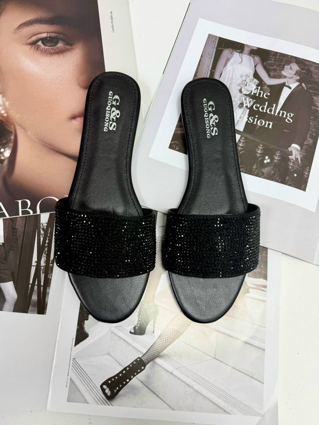 шлепки новинки,женские шлепанцы,модные шлепанцы,шлепки со стразами,шлепки женские