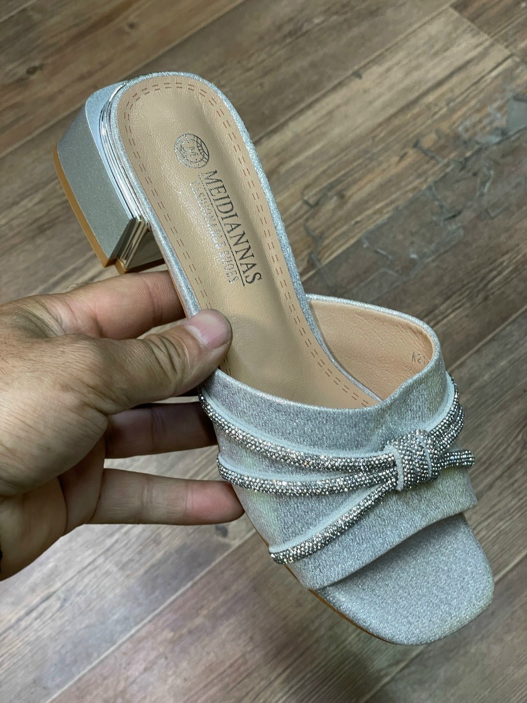 ,босоножки женские, женская,женские шлепанцы,модные босоножки