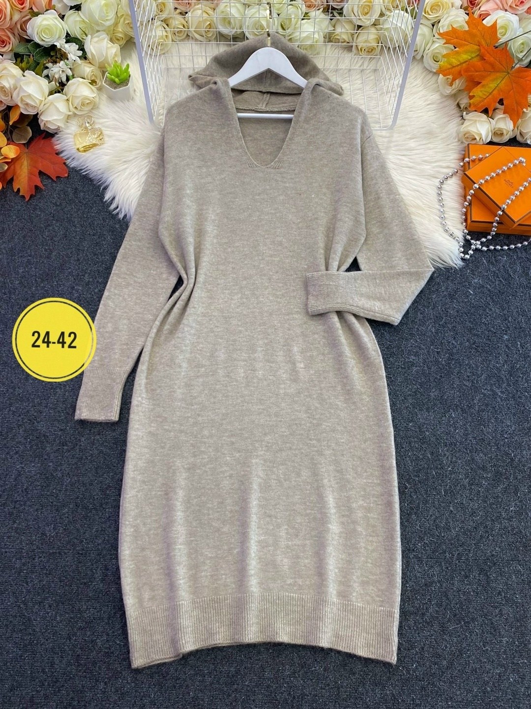 платье с капюшоном,платье с капюшоном теплое,теплое платье,трикотажное платье,платье вязаное женское