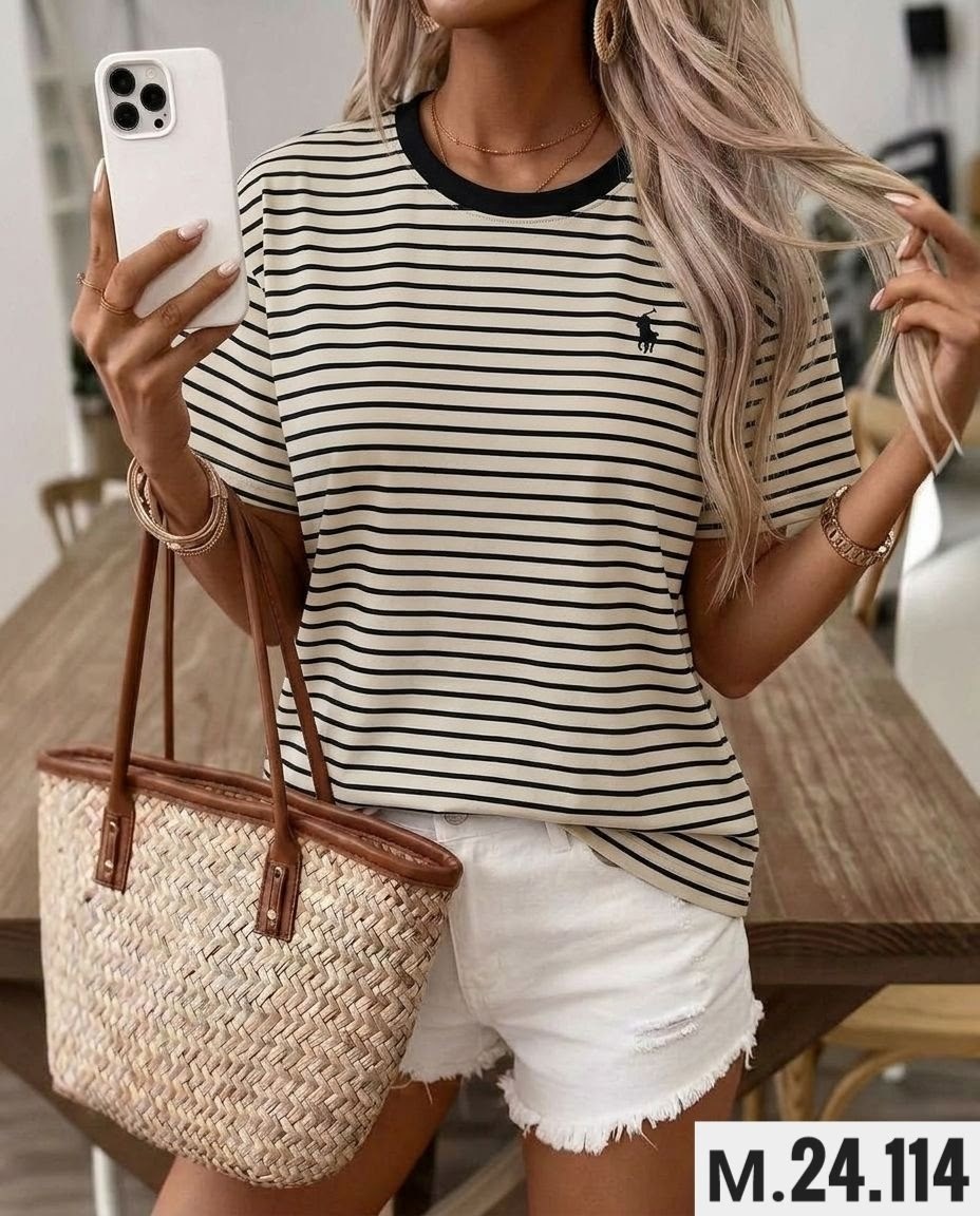 футболка в полоску,женская футболка,тельняшка с нашивкой,футболка в полоску женская,тельняшка