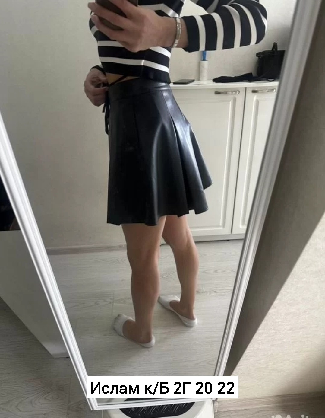 юбка кожаная в складку,юбка кожаная,юбка,короткая кожаная юбка,юбка кожаная женская