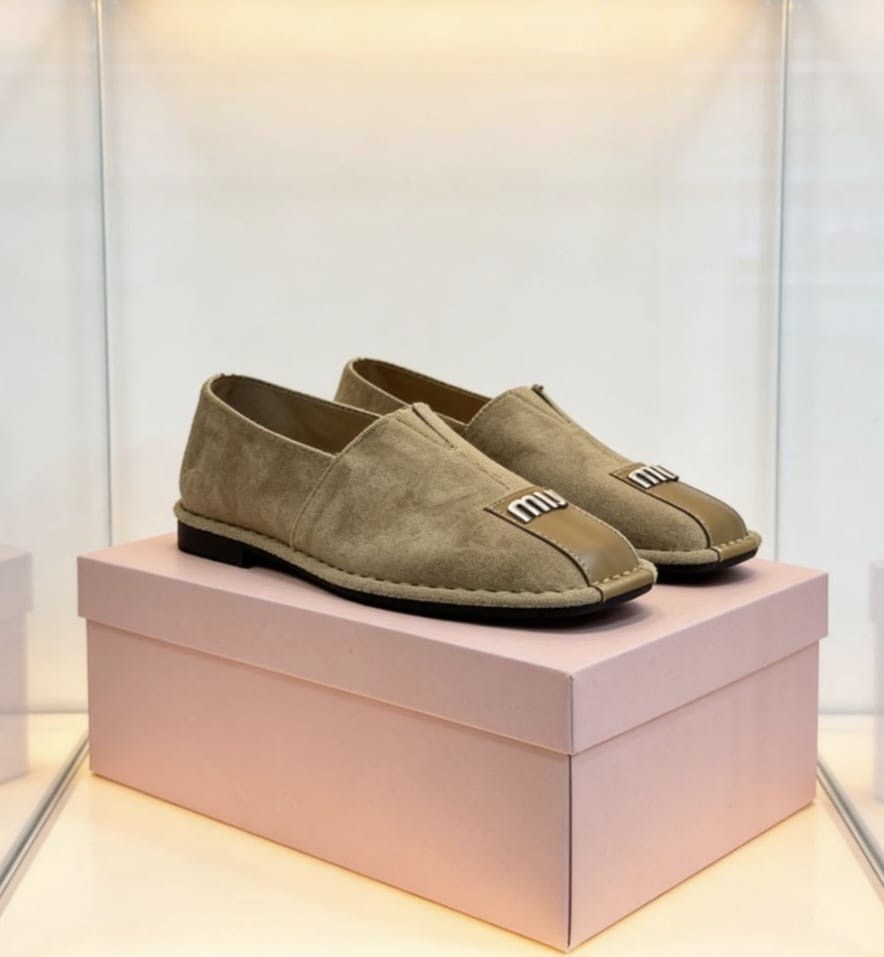 лоферы miu miu,,лоферы miu miu velvet loafers,замшевые лоферы,лоферы miu miu арт лф48