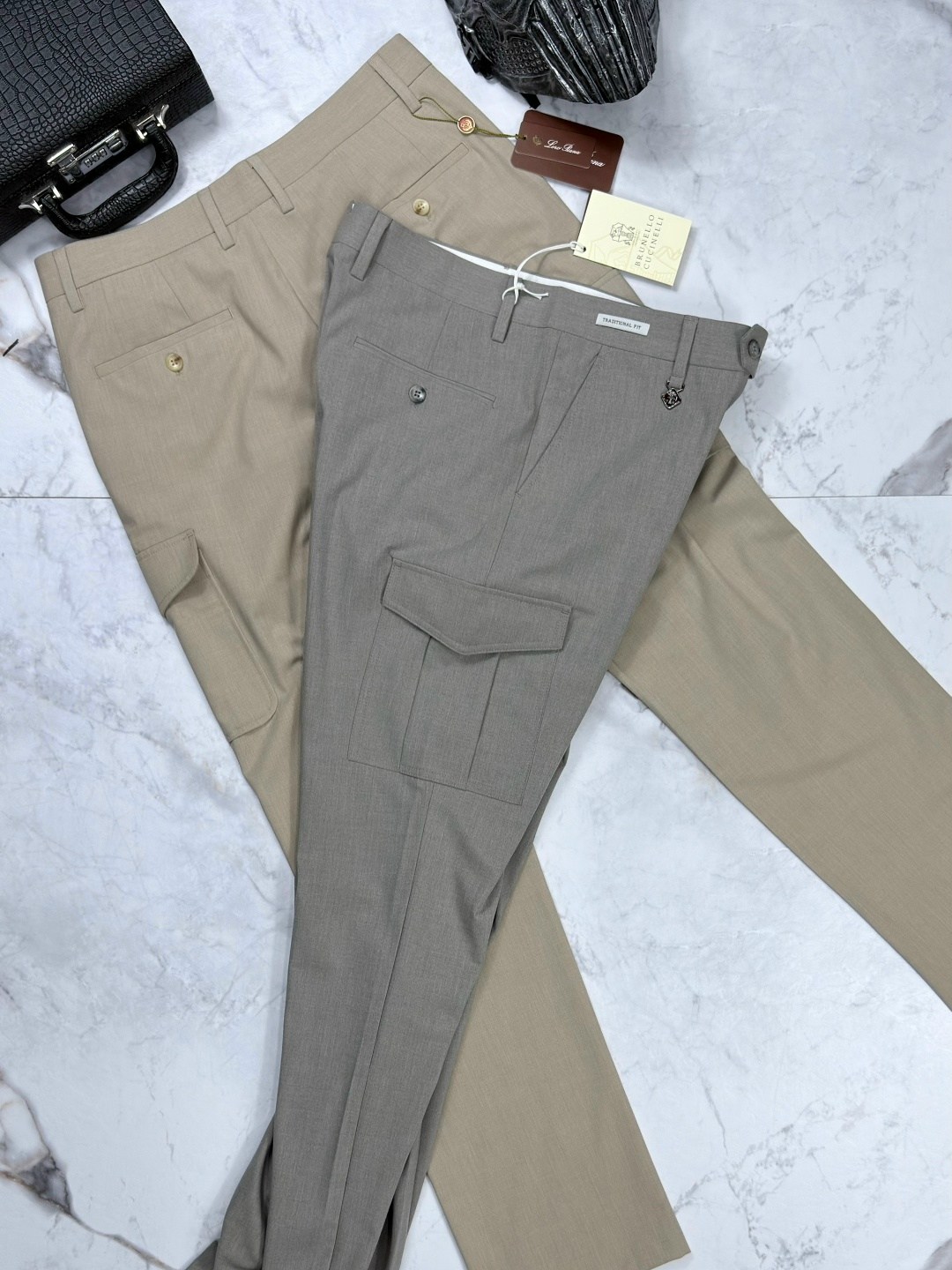 брюках карго,брюки с карманами,бежевые брюки,брендовые брюки,мужские брюки карго