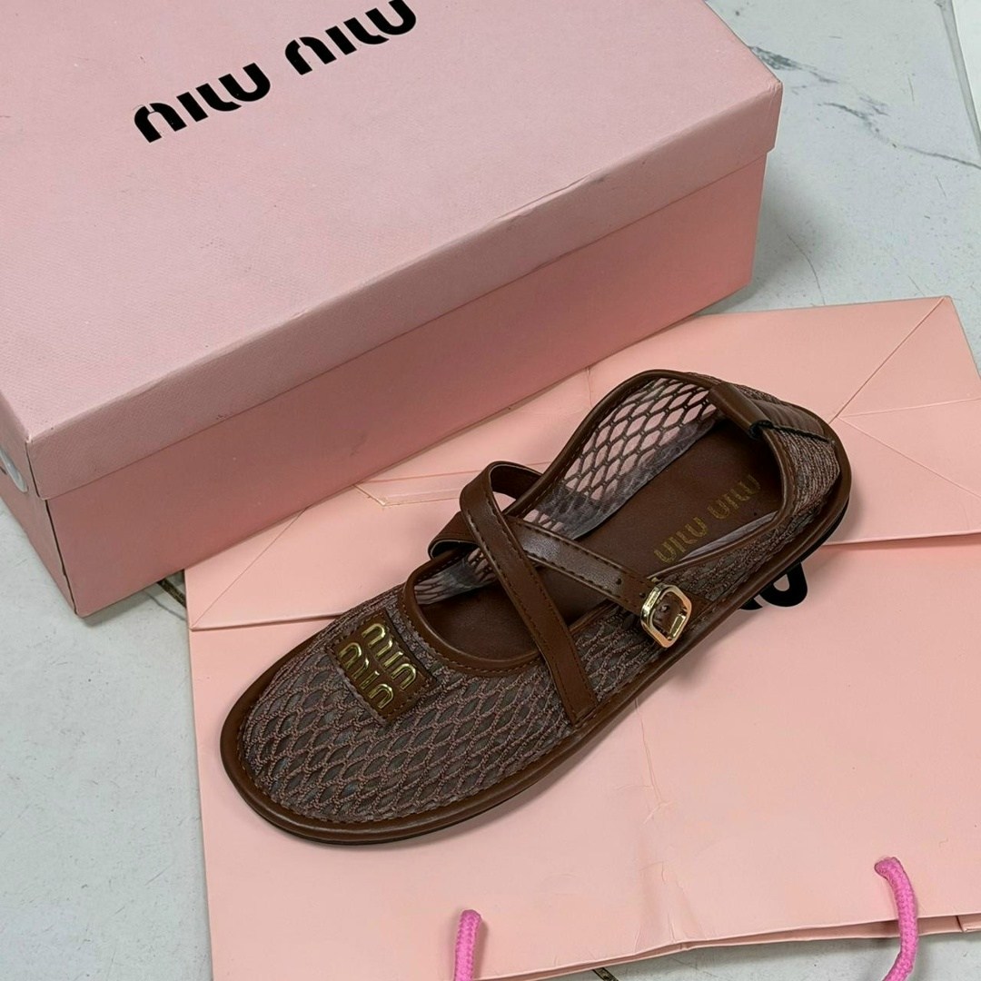 , женская,модная женская ,женские балетки,prada туфли