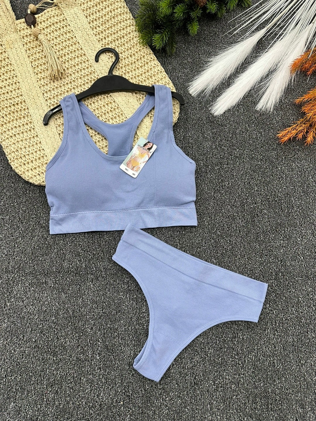 комплект спортивного нижнего белья,комплект нижнее белье,нижнее белье женский комплект,костюм женский для фитнеса,комплект для фитнеса