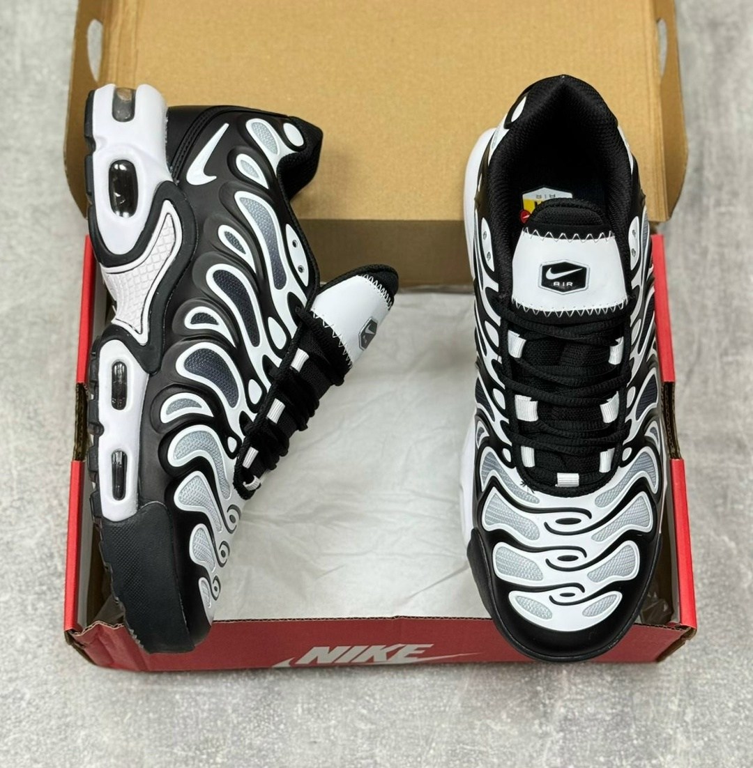 кроссовки nike air max plus tn,кроссовки nike air max plus,nike air max tn plus,кроссовки мужские nike air max tn plus,кроссовки