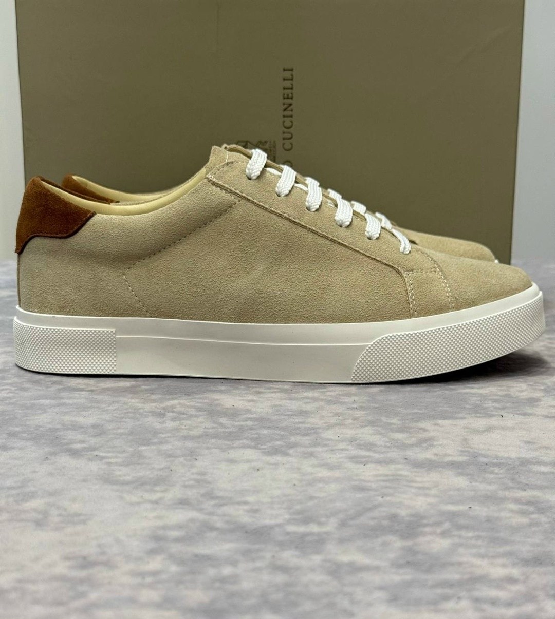 ,замшевые кеды brunello cucinelli,замшевые кроссовки,кеды замшевые,замшевые кеды мужские бежевые