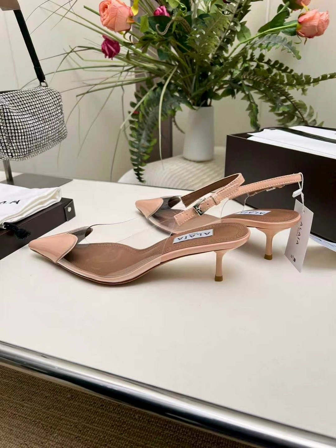 босоножки alaia,босоножки на каблуках,женские туфли,прозрачные босоножки,прозрачные туфли