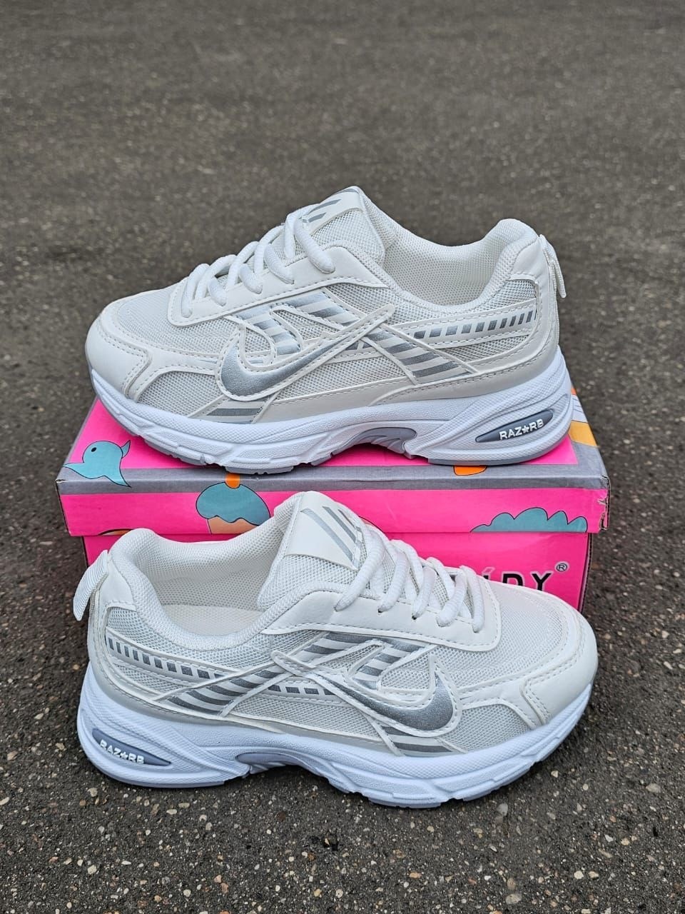 nike initiator кроссовки,кроссовки nike,кроссовки,женские кроссовки,nike initiator