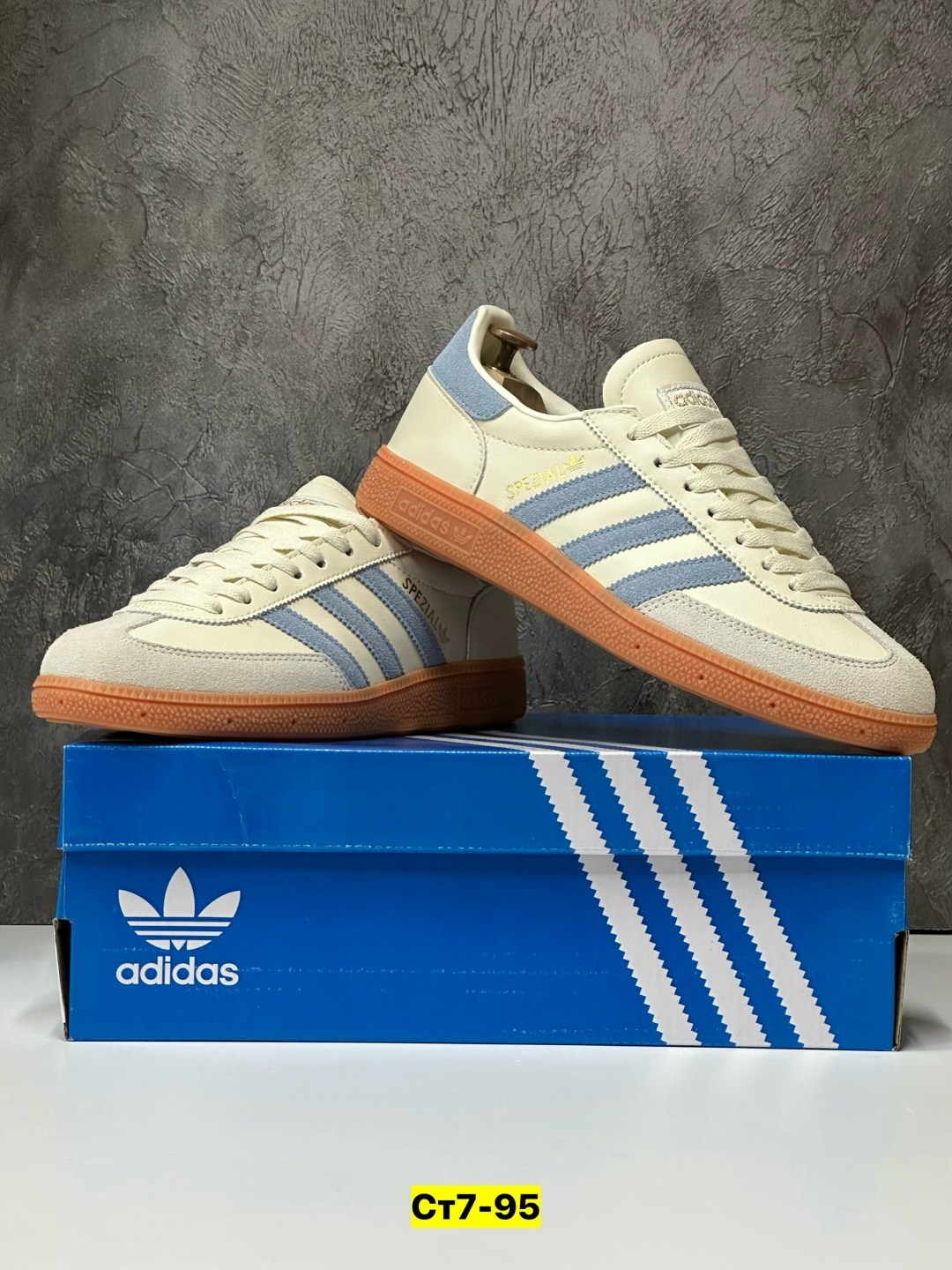 кроссовки adidas,кроссовки adidas spezial,кроссовки adidas samba,кроссовки мужские женские adidas,кроссовки adidas samba og