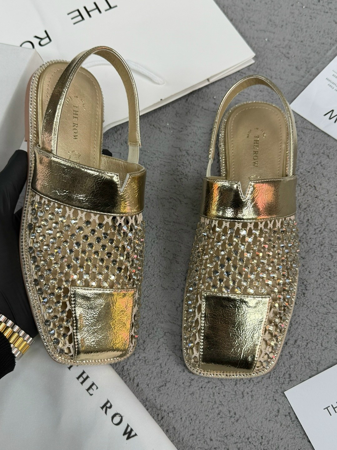 женские шлепанцы,,модные сандалии,женские босоножки,модные шлепанцы