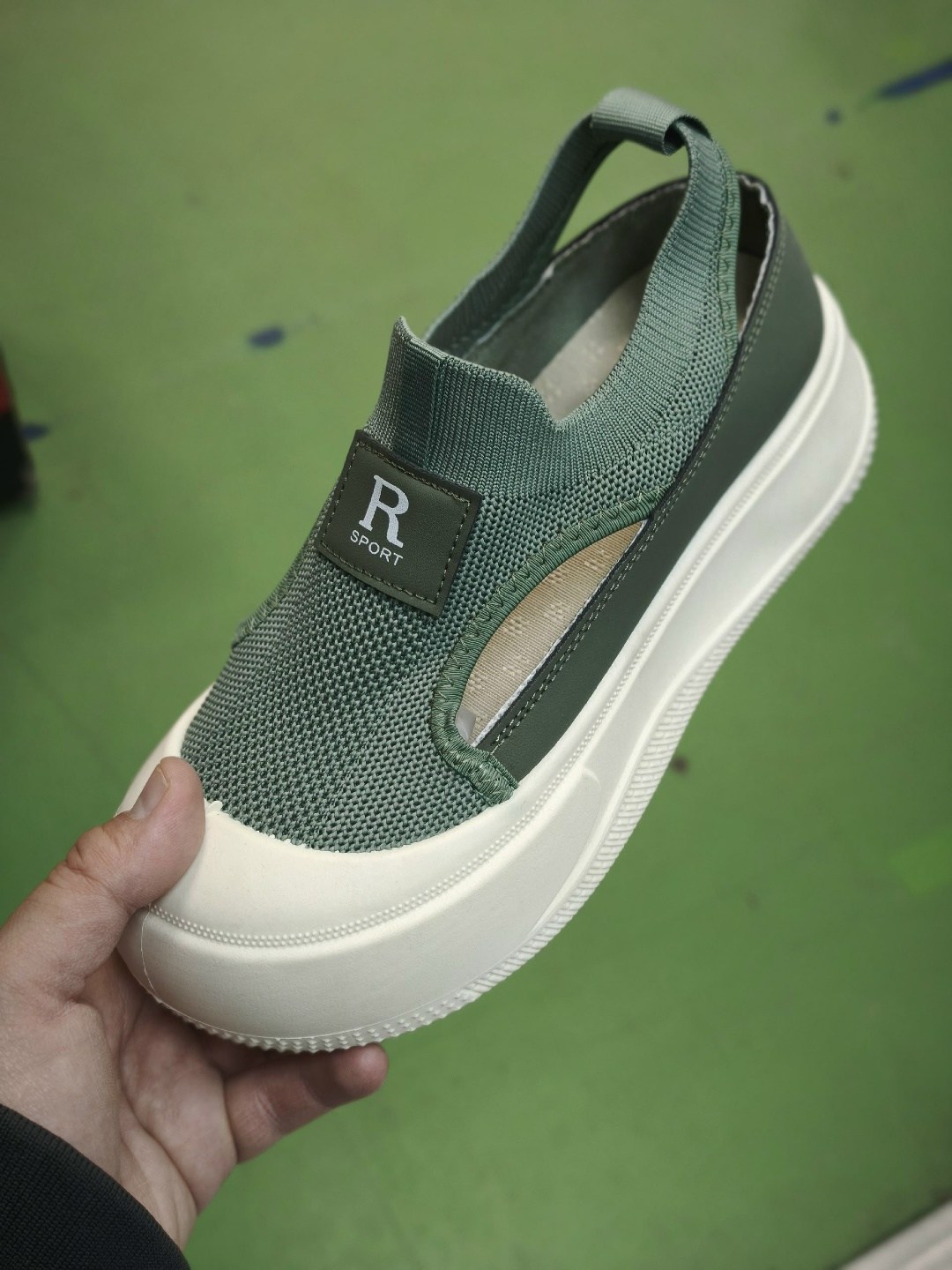 ,женская ,женские кроссовки,повседневная ,парусиновая