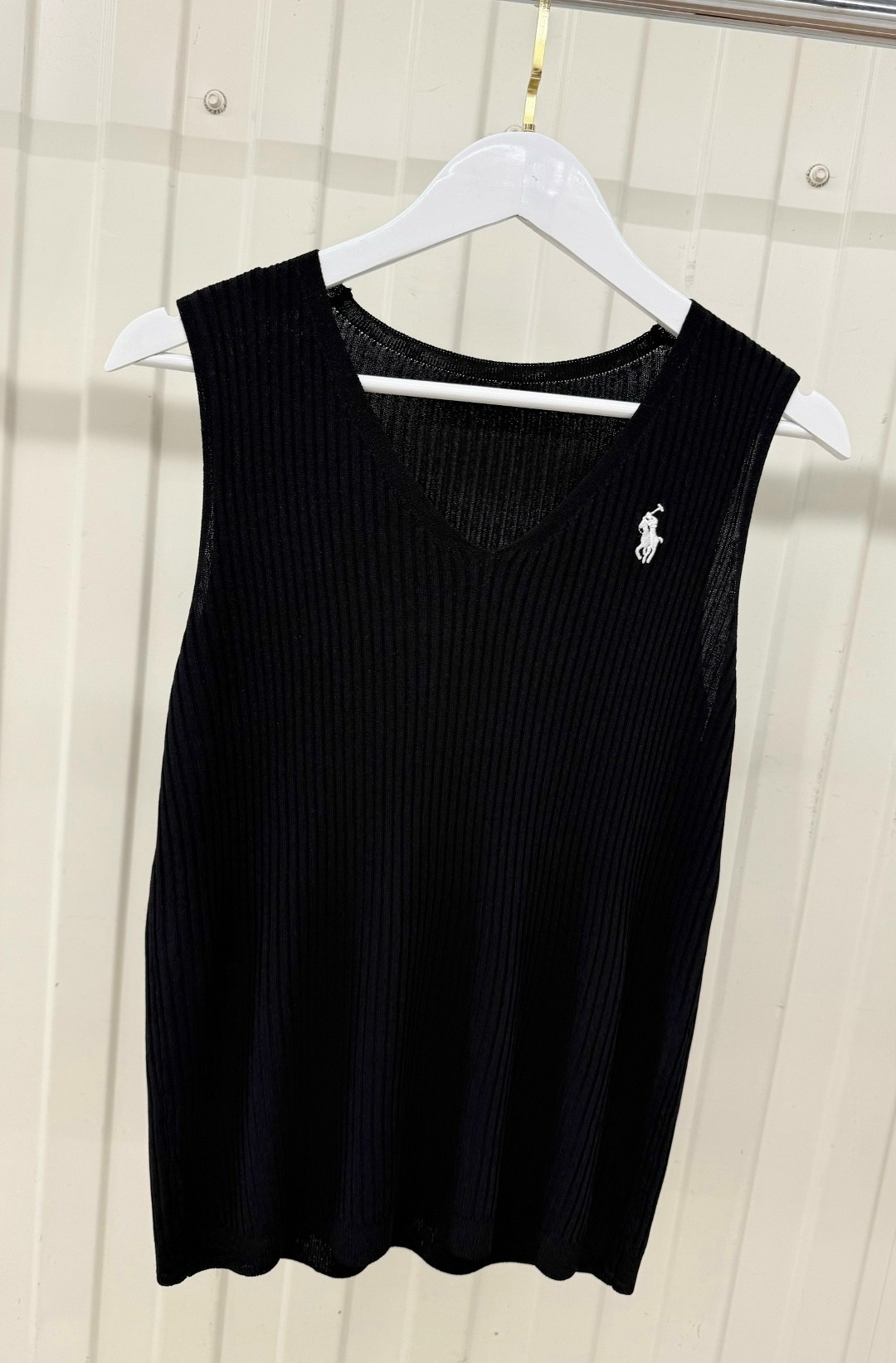 женский вязаный жилет,вязаная жилетка,вязаные жилеты,трикотажный жилет,женская майка