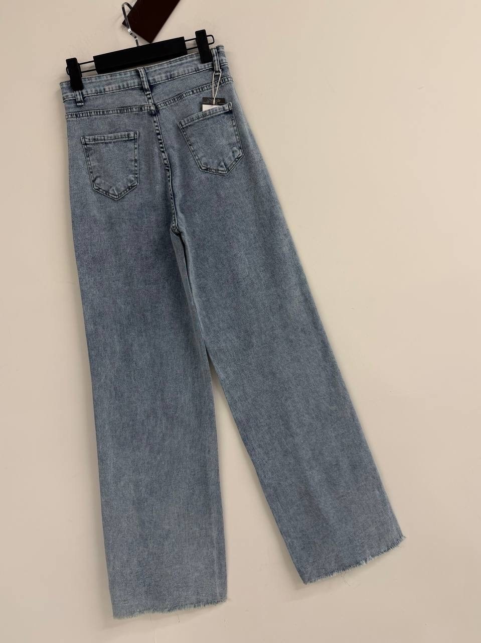 джинсы широкие,широкие женские джинсы,женские джинсы,джинсы повседневные,модные джинсы