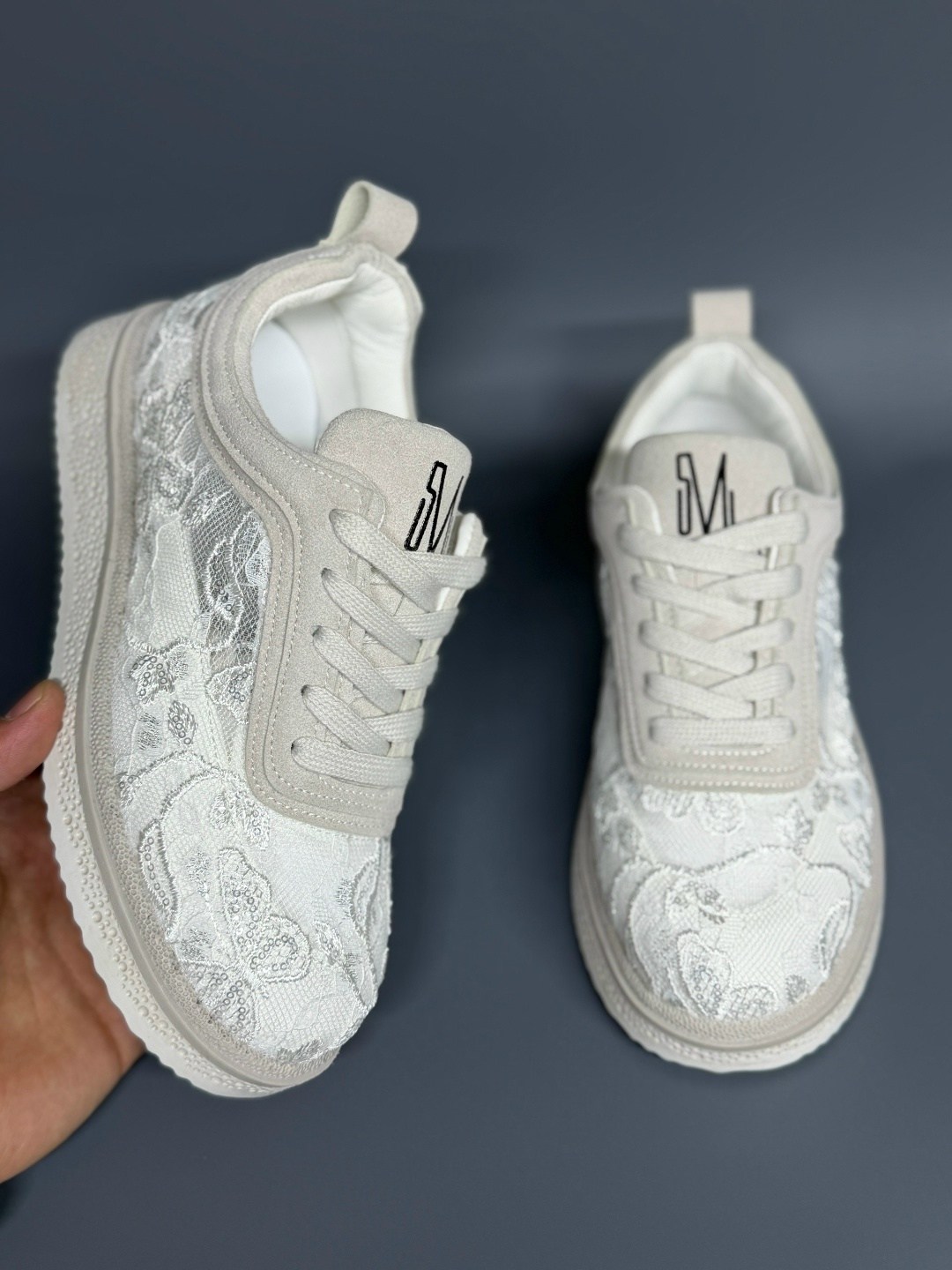 ,женские кроссовки,стильные женские кроссовки,кроссовки saivvila кроссовки,кроссовки повседневные