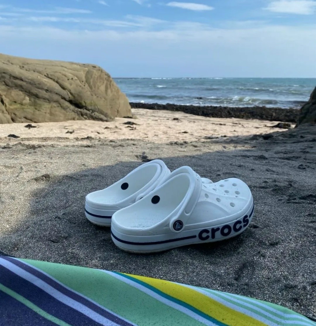 сабо crocs crocs sarah clog,crocs classic pollex clog белые,,кроксы,сабо crocs bayaband clog