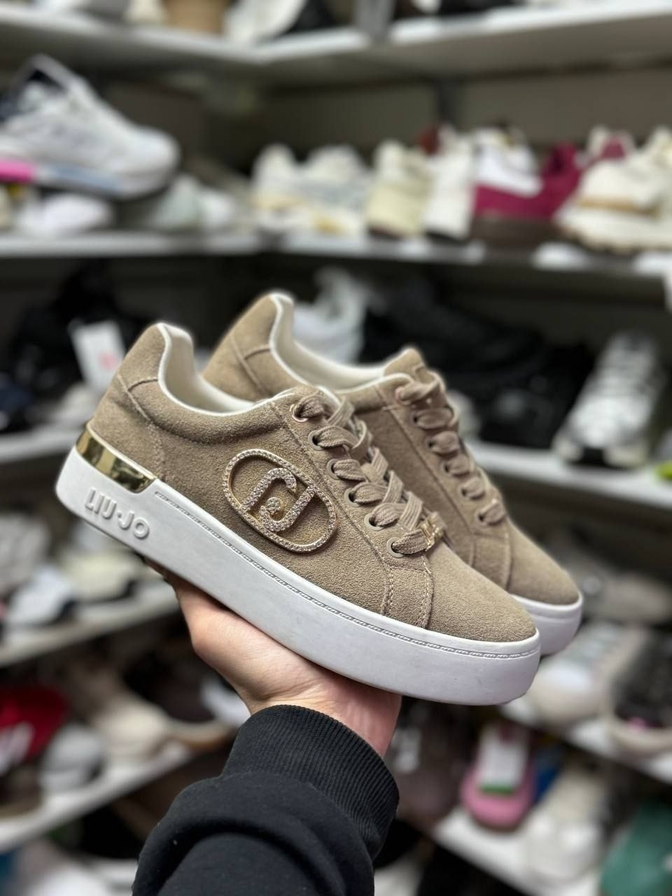 ,женские кроссовки,кроссовки брендовые,кеды женски, женская