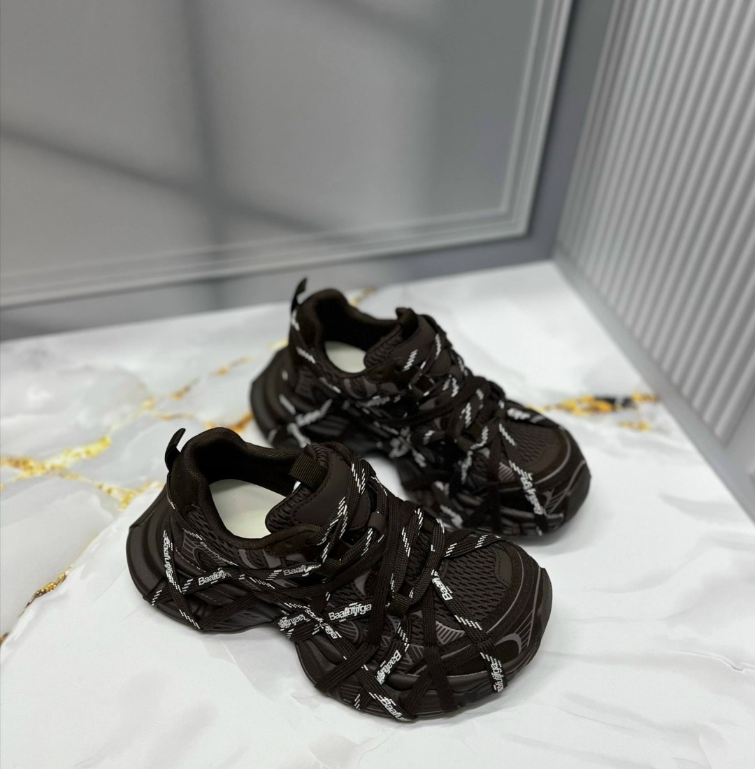 кроссовки 3xl extreme lace массивные на шнуровке balenciaga,кроссовки женские balenciaga,balenciaga кроссовки,кроссовки balenciaga 3 xl,кроссовки balenciaga 3xl