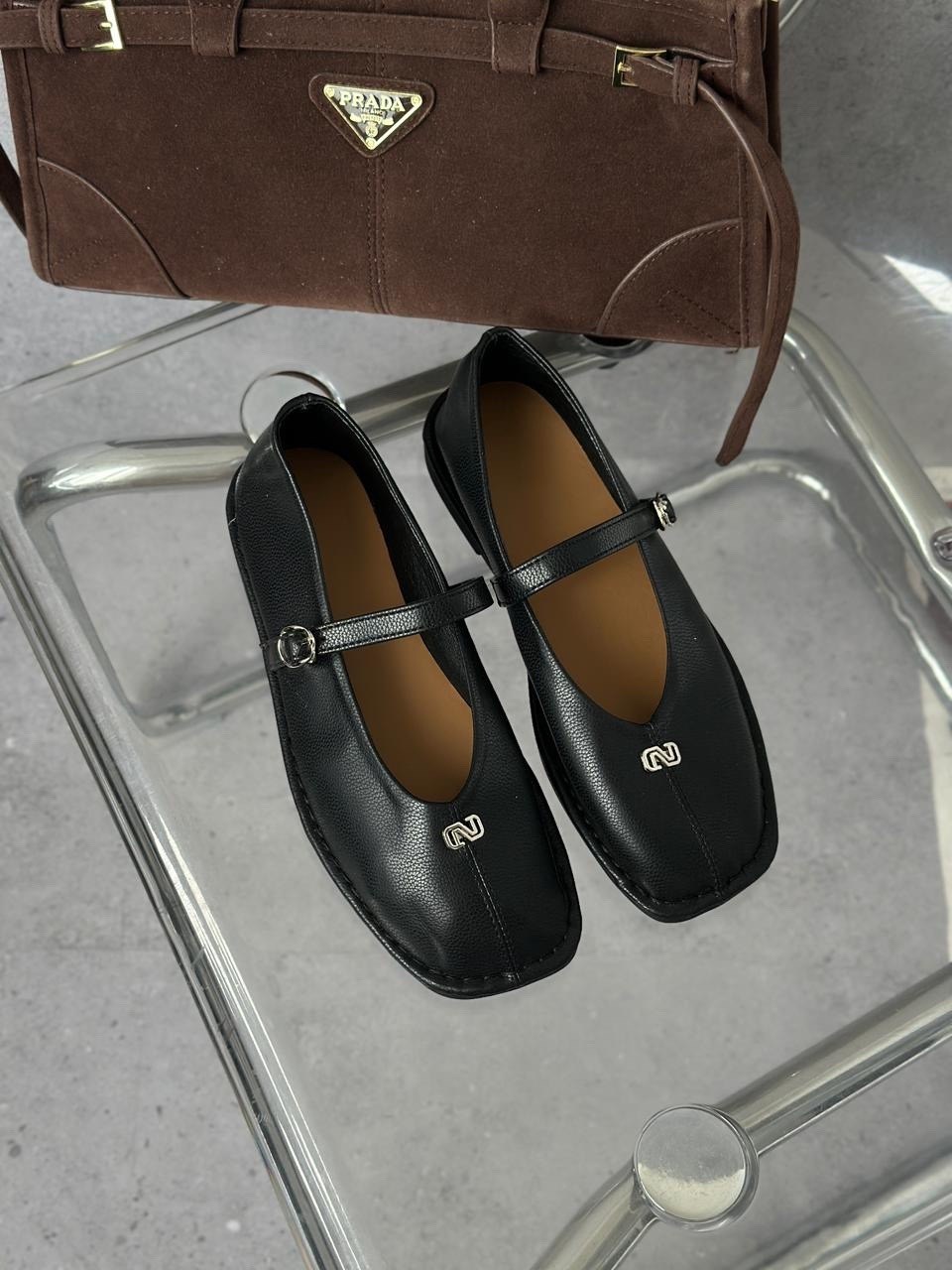 ,замшевые балетки,женские балетки,женская ,женские замшевые балетки с квадратным носом the row коричневые