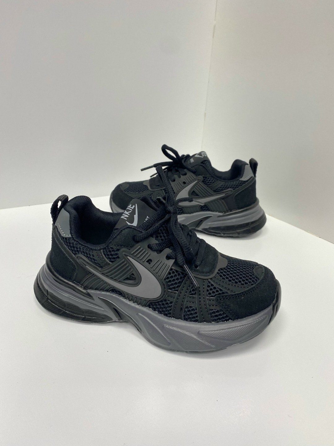 кроссовки nike,кроссовки nike v 2 k run,кроссовки,кроссовка,женские кроссовки