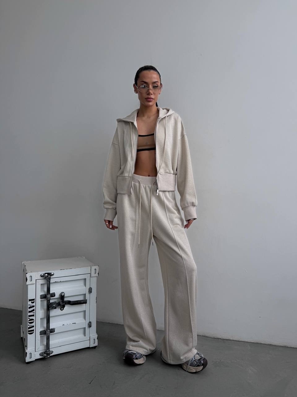 костюм оверсайз со штанами 2 в 1,костюм оверсайз без начеса ari store,костюм оверсайз,костюм спортивный оверсайз,костюм женский