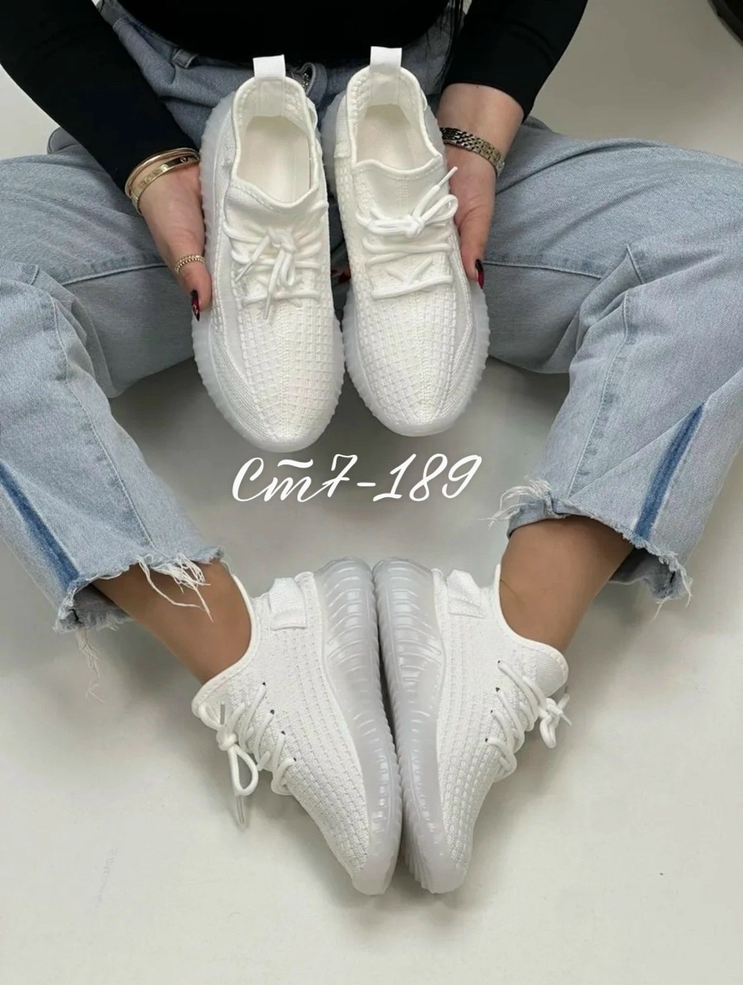 кроссовки изики женские,женские кроссовки,кроссовки изики,кроссовки,изики женские