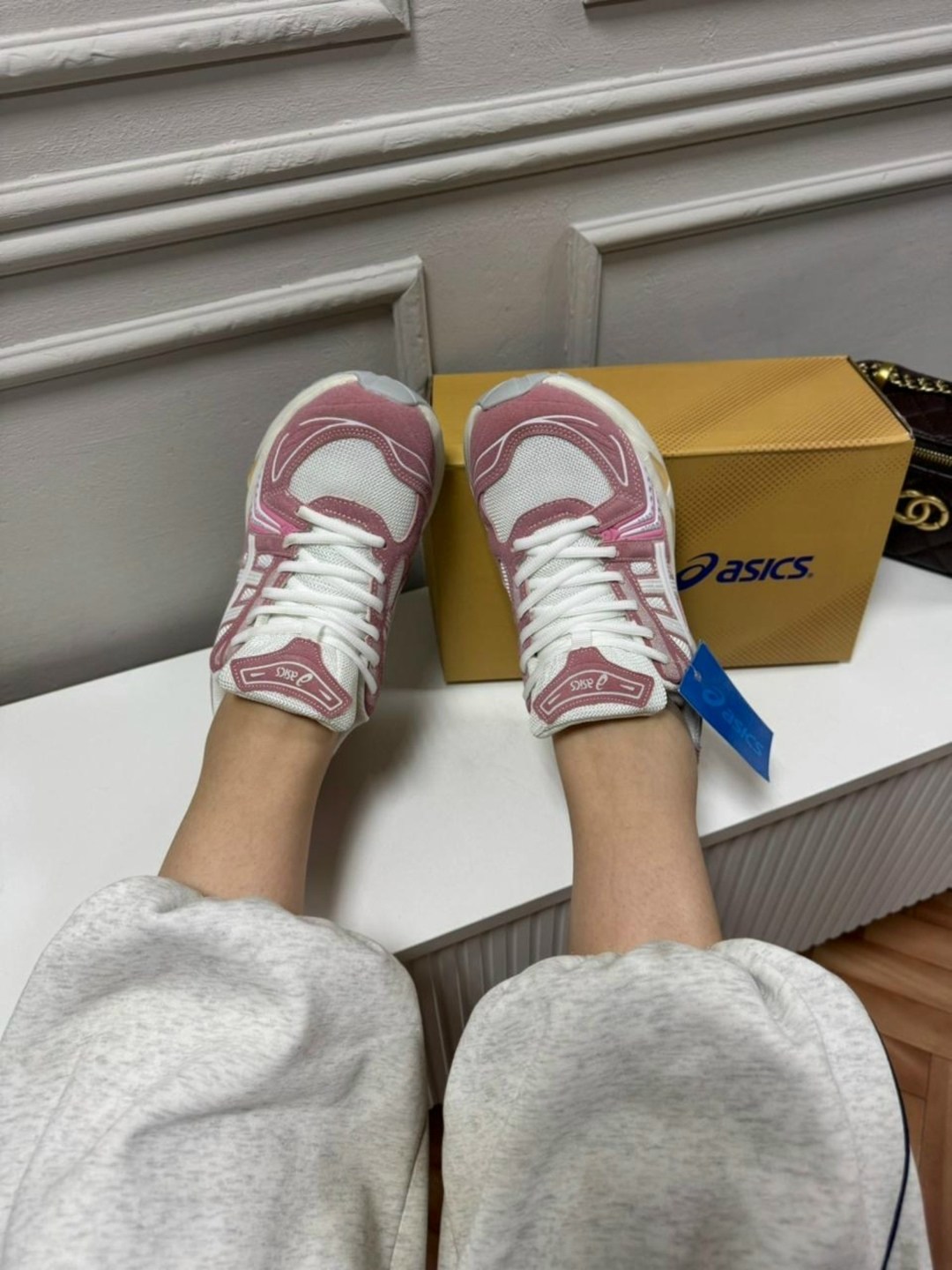 кроссовки женские asics,кроссовки asics gel nyc,кроссовки asics gel kahana 8,женские кроссовки,кроссовки asics gel