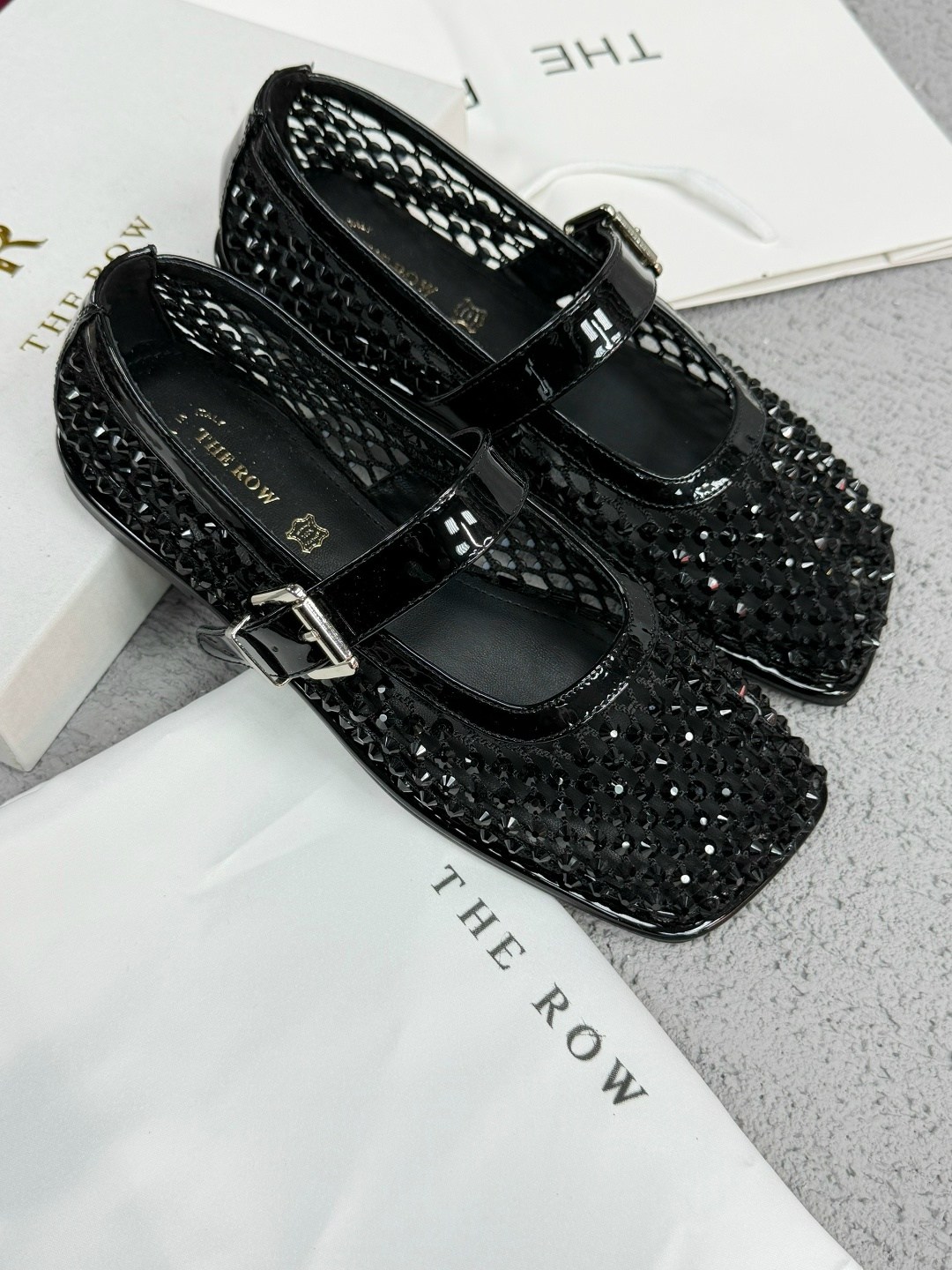 ,летняя женская ,модные туфли,туфли на плоской подошве,женская