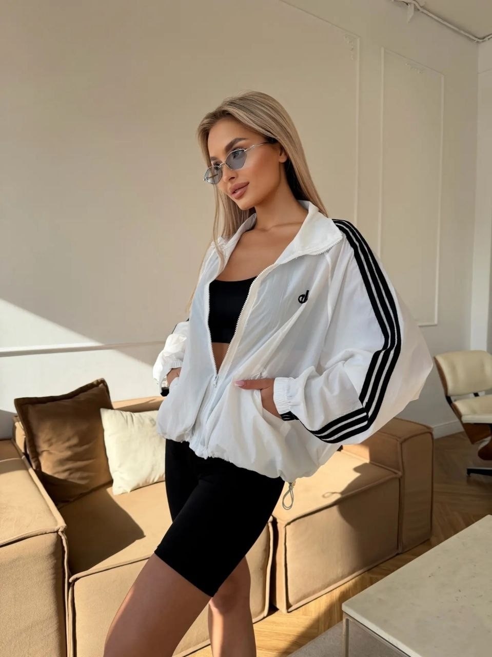 куртка бомбер,спортивная куртка,ветровка женская,куртка женская,куртка бомбер женская