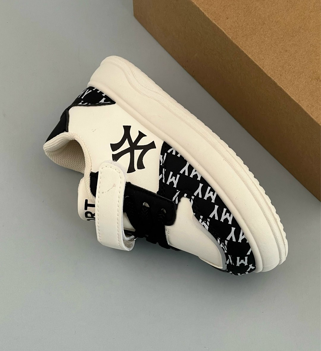 ,детские кроссовки,детская ,спортивная , для малышей