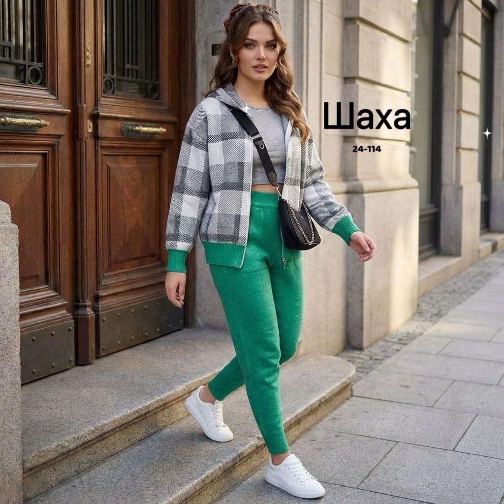 женский костюм,трикотажные костюмы,женский костюм на флисе,костюм женский больших размеров,костюм спортивный женский