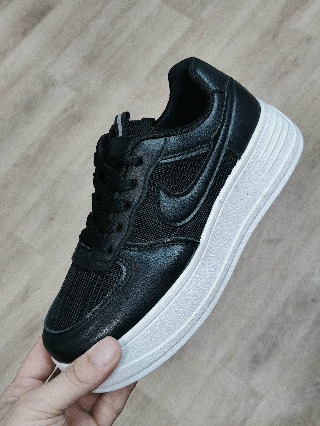 кроссовки женскиe,,кроссовки для женщин,кроссовки белые,кроссовки для девушек