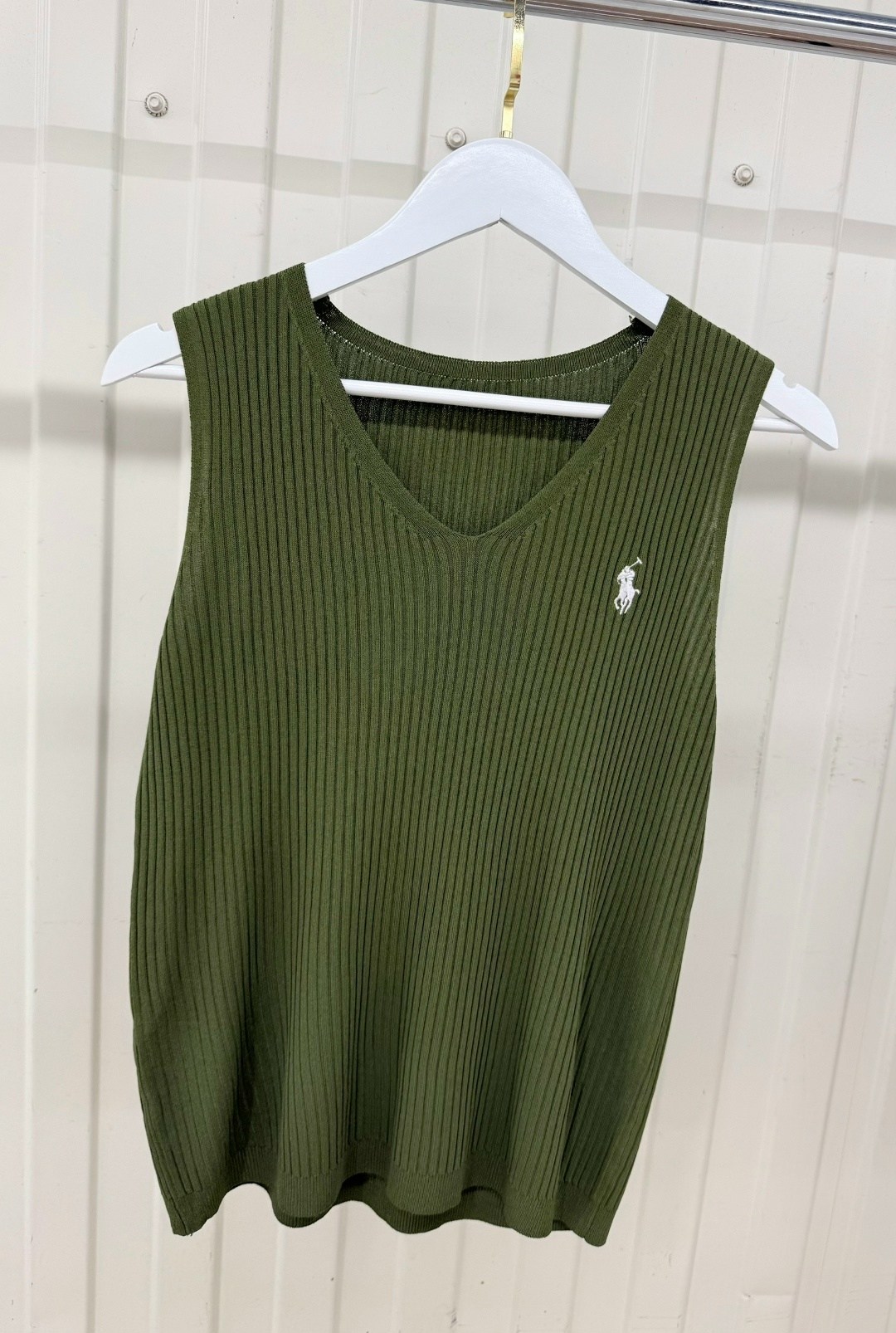 женский вязаный жилет,вязаная жилетка,вязаные жилеты,трикотажный жилет,женская майка