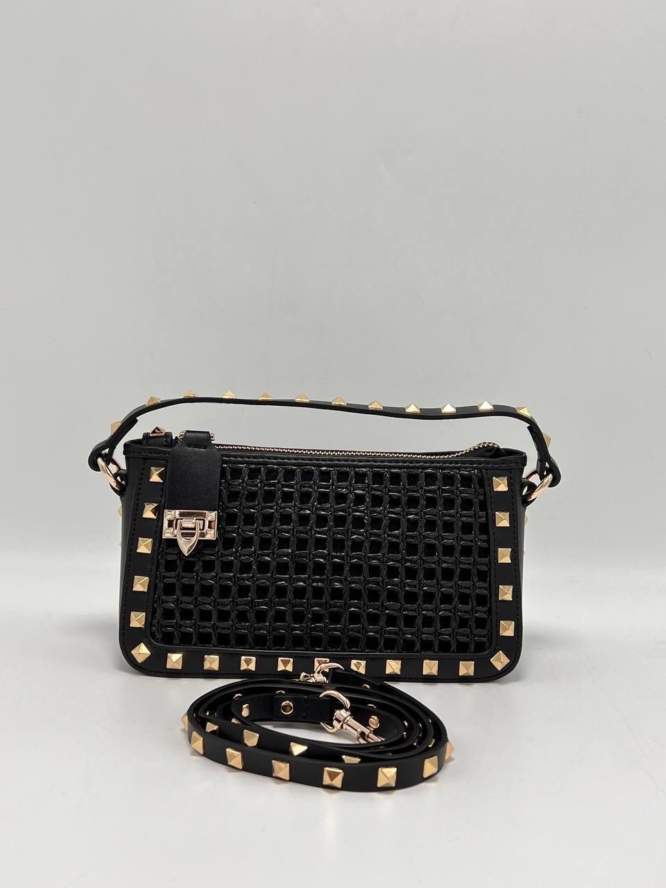 женская сумка,сумки valentino,черная маленькая сумка rockstud valentino garavani,сумка,сумка valentino garavani