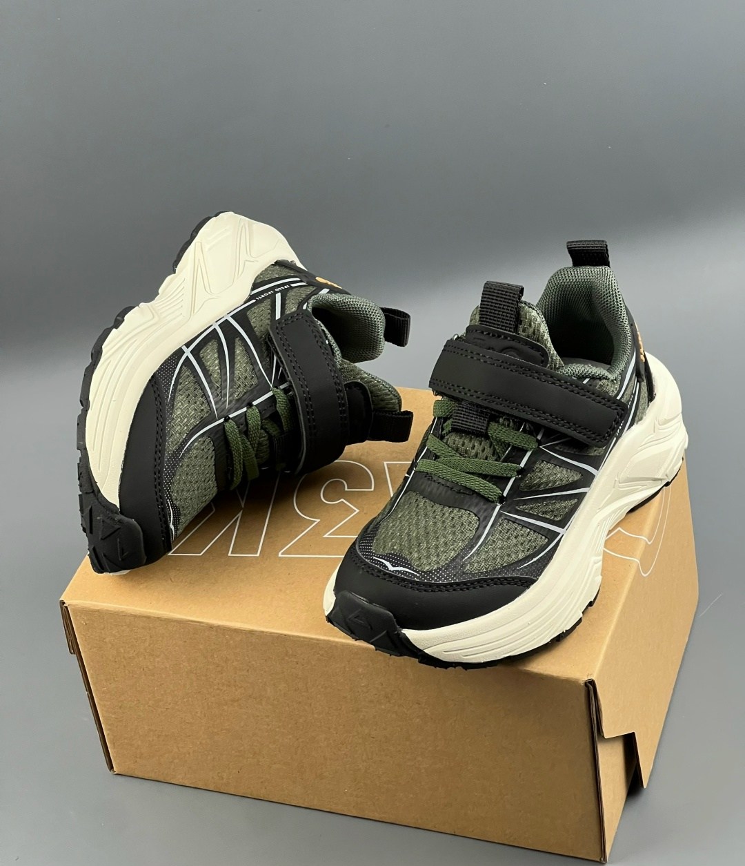 кроссовки,кроссовки мальчику,детские кроссовки,кроссовки удобные, для бега