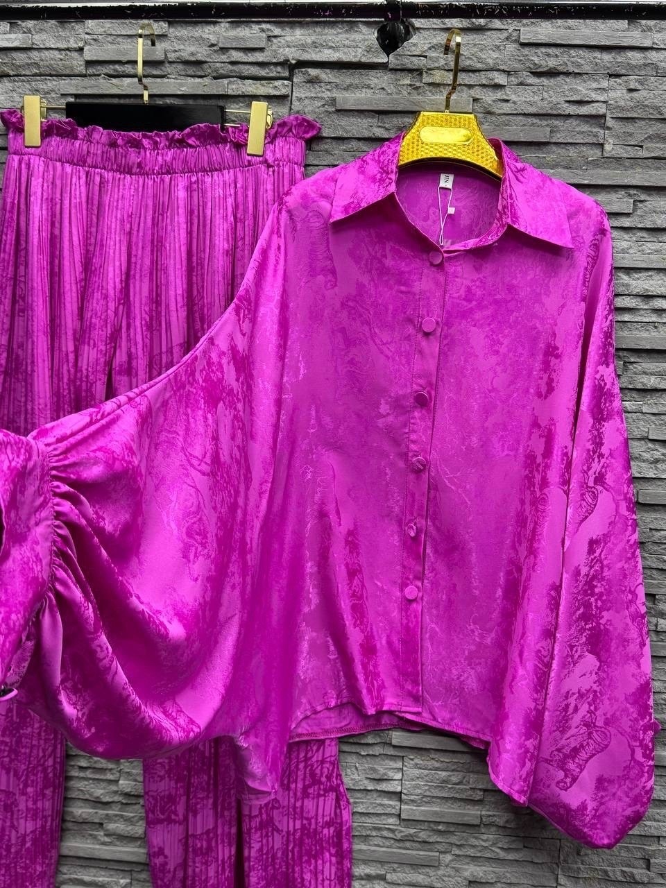 костюм фиолетовый,одежда модная,,стильные наряды,костюм велюровый женский