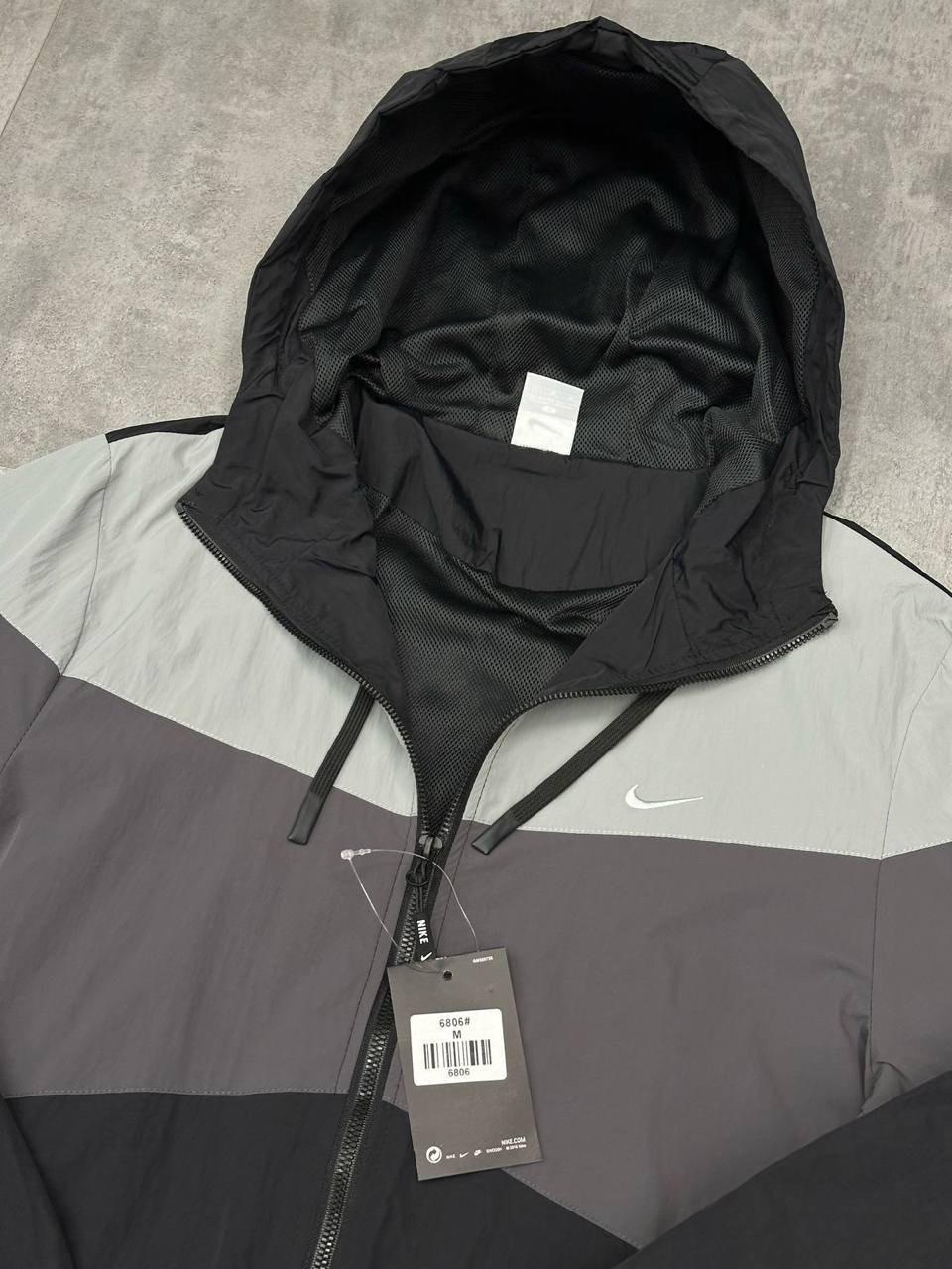 куртка nike мужская,куртка nike зимняя,ветровка nike,куртка черно белая мужская nike windrunner,мужская куртка nike sportswear windrunner