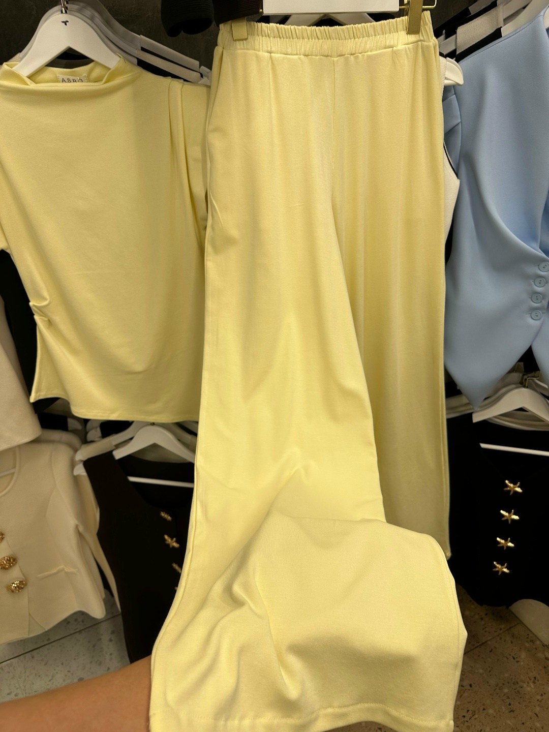 комплект костюм,летние костюмы,костюм желтый,костюм