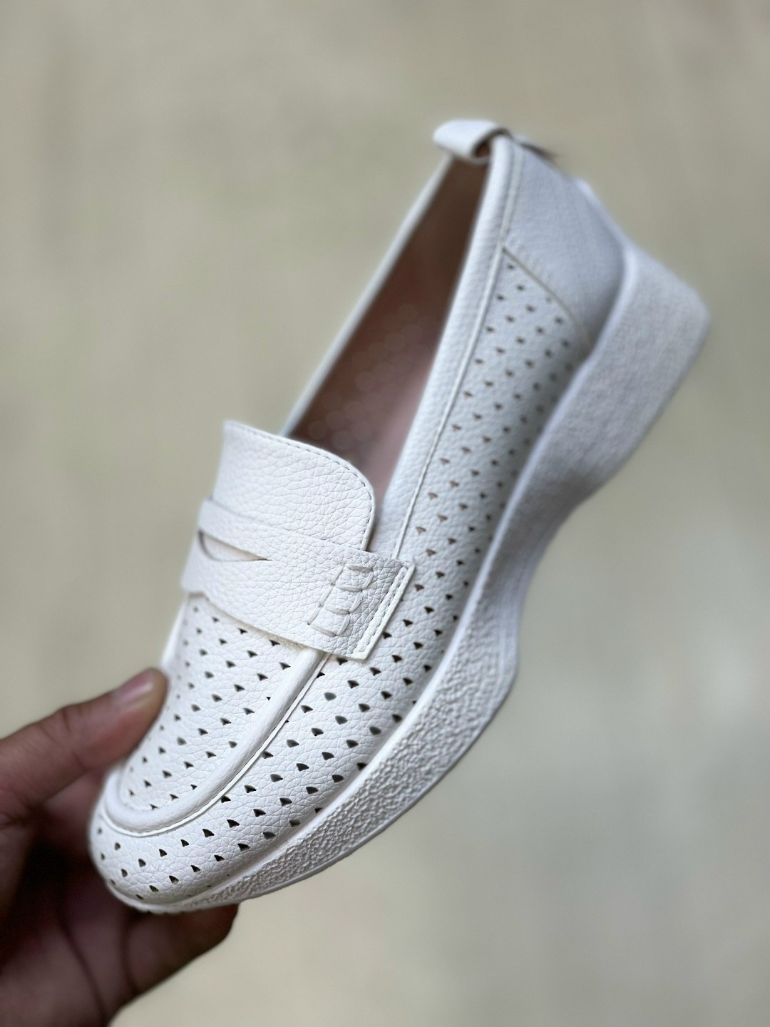 ,женские мокасины,мокасины с перфорацией,мокасины, женская