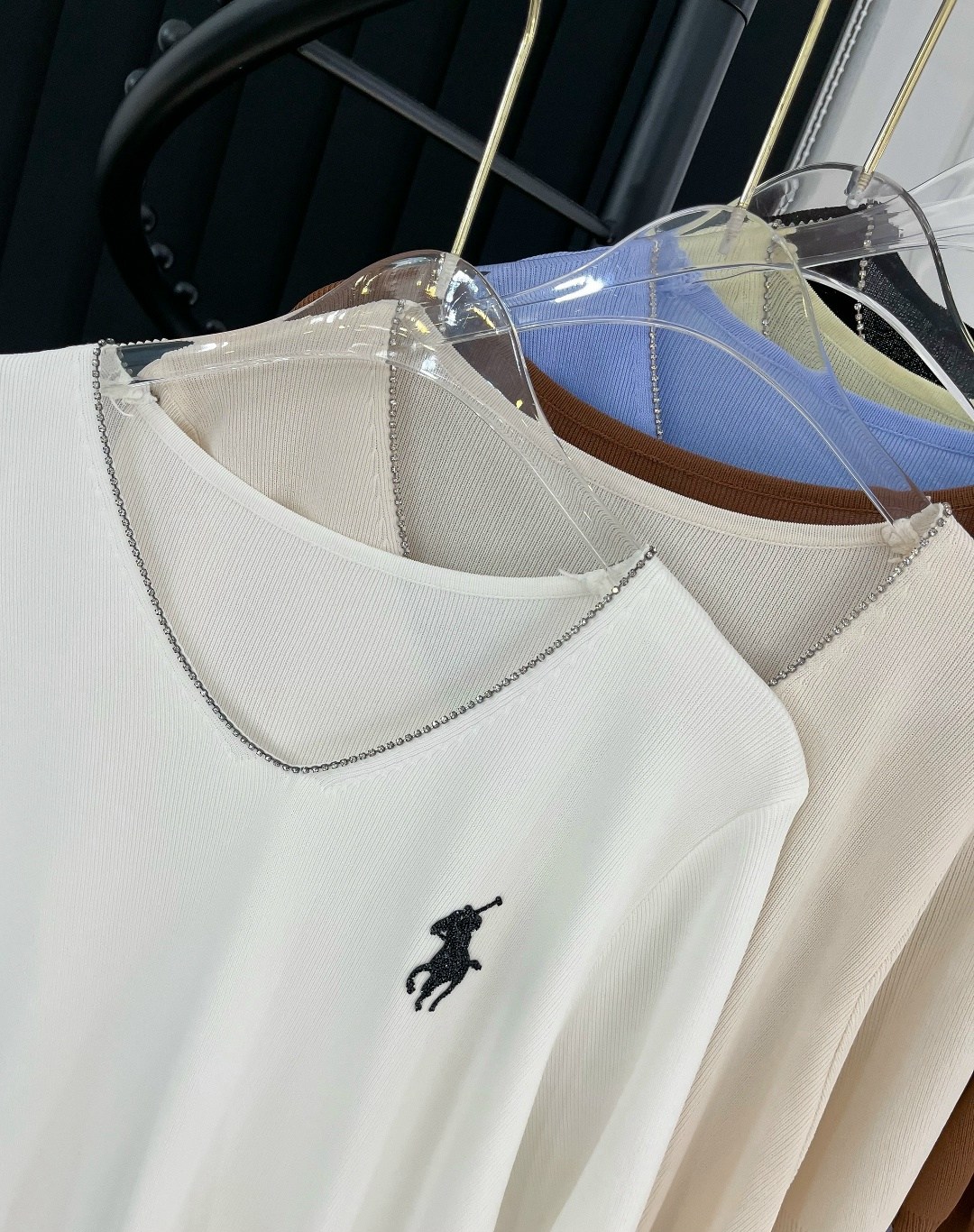 футболки женская,одежда для женщин,женская кофта,,комплект одежды женские