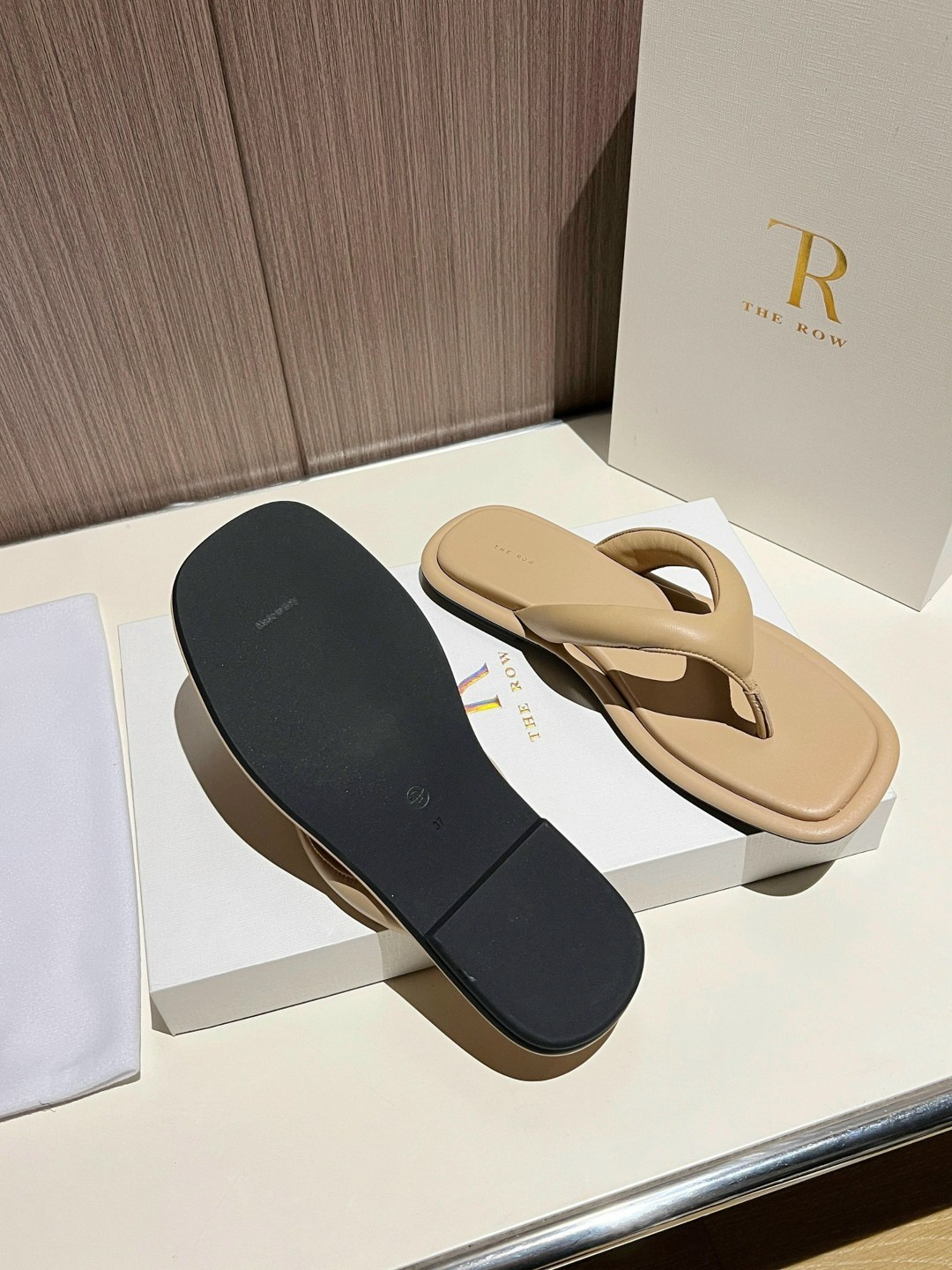 шлепанцы the row,женские шлепанцы,шлепанцы кожаные,,шлепанцы летние