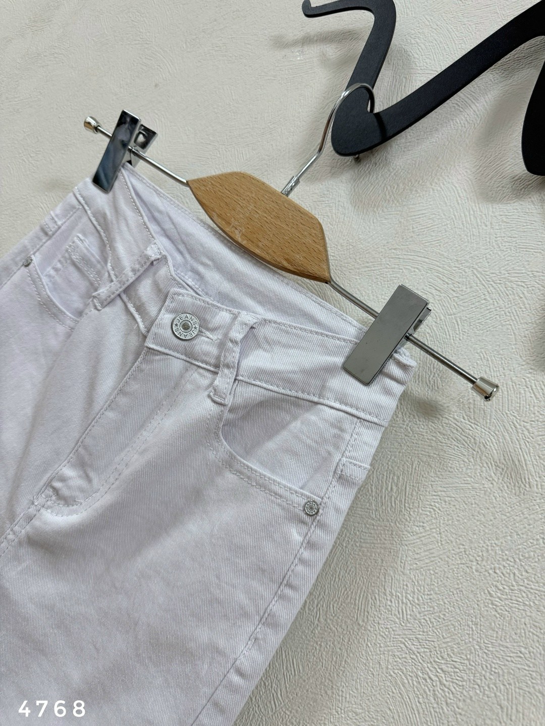 белые джинсы,женские джинсы,джинсы модные,джинсы стиль,стильные джинсы