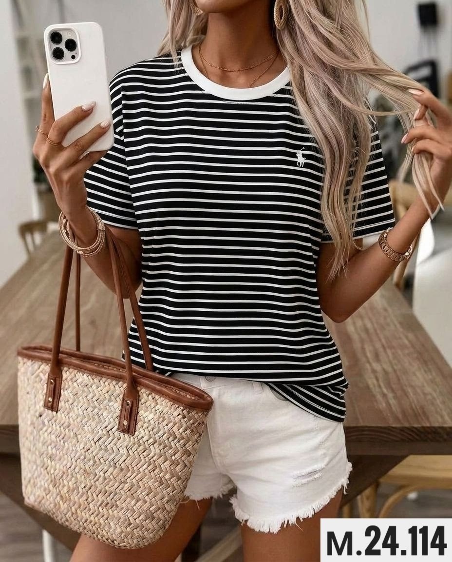 футболка в полоску,женская футболка,тельняшка с нашивкой,футболка в полоску женская,тельняшка