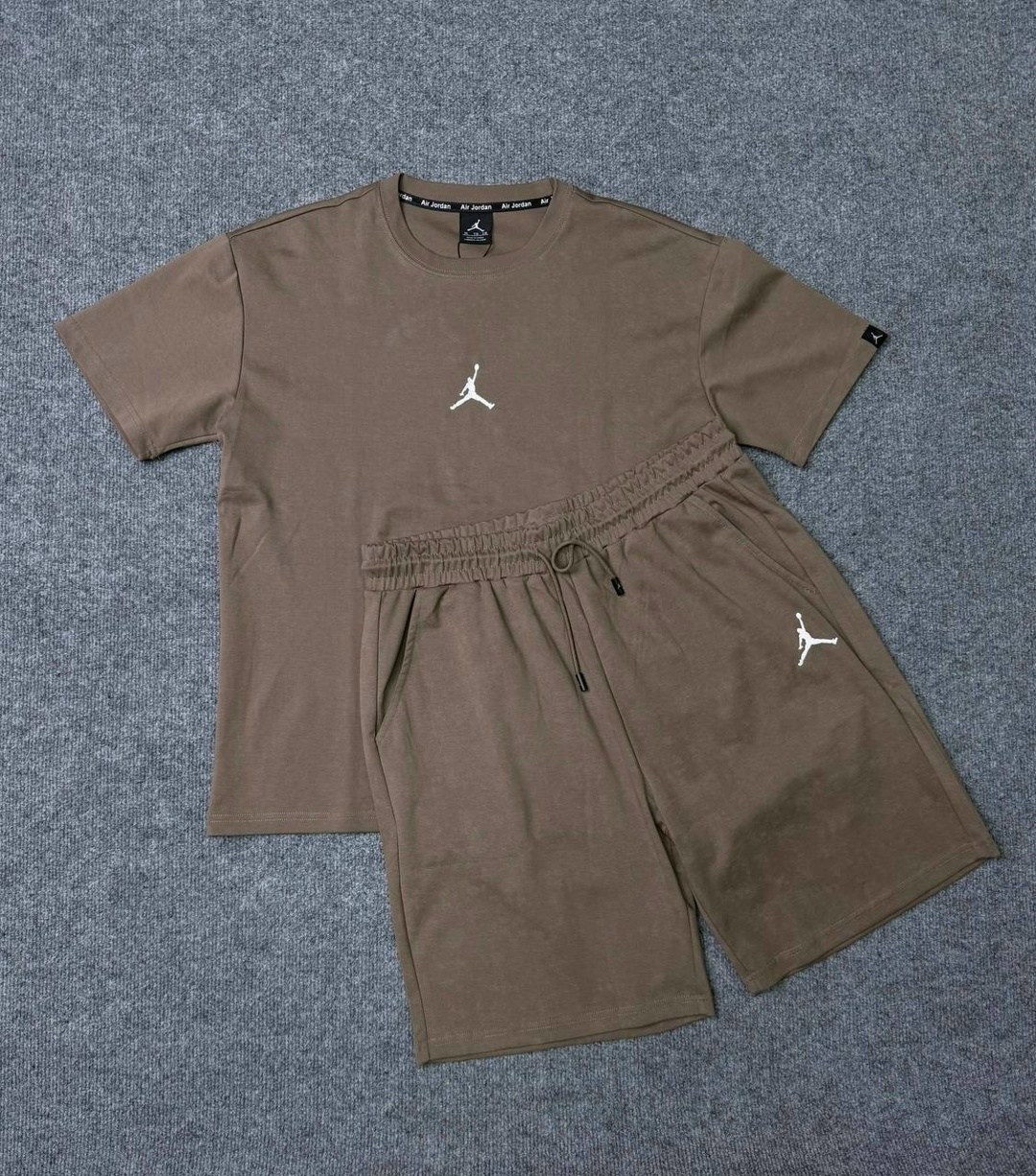 костюм спортивный jordan,спортивные костюм,костюм мужской,костюм джордан шорты и футболка