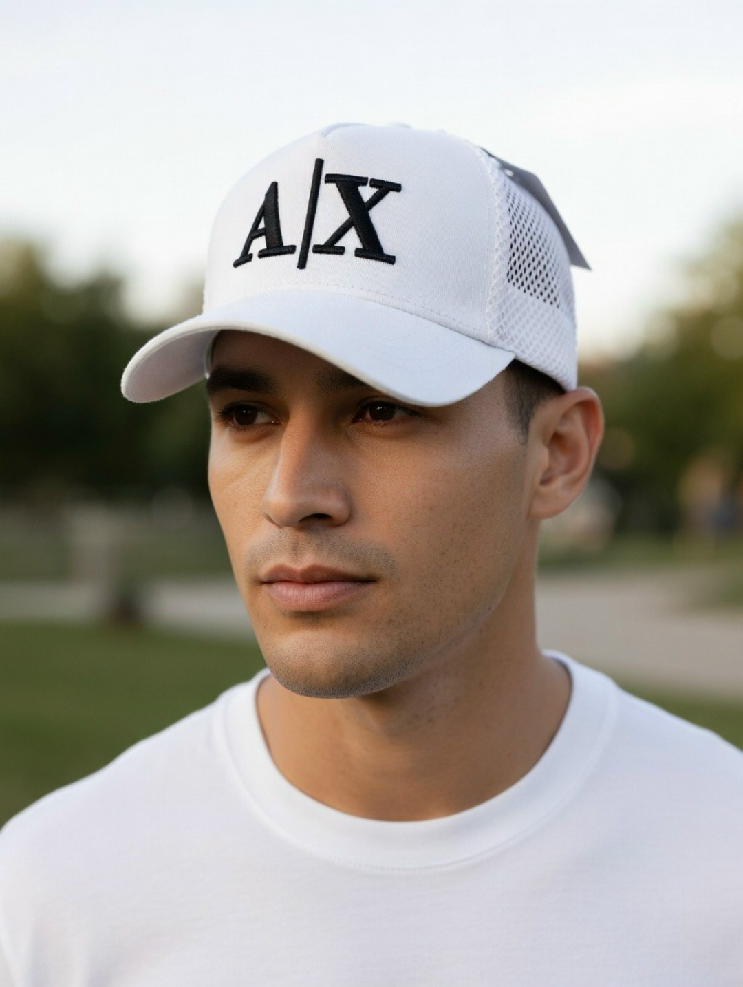 baseball cap,мужчина,мужчина в бейсболке,бейсболка,иглесиас энрике